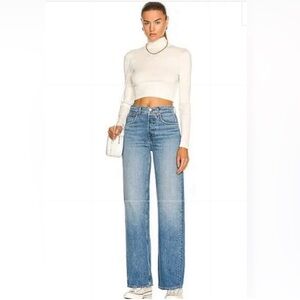 GRLFRND
Brooklyn Distressed High Rise Loose Straight
Size 26